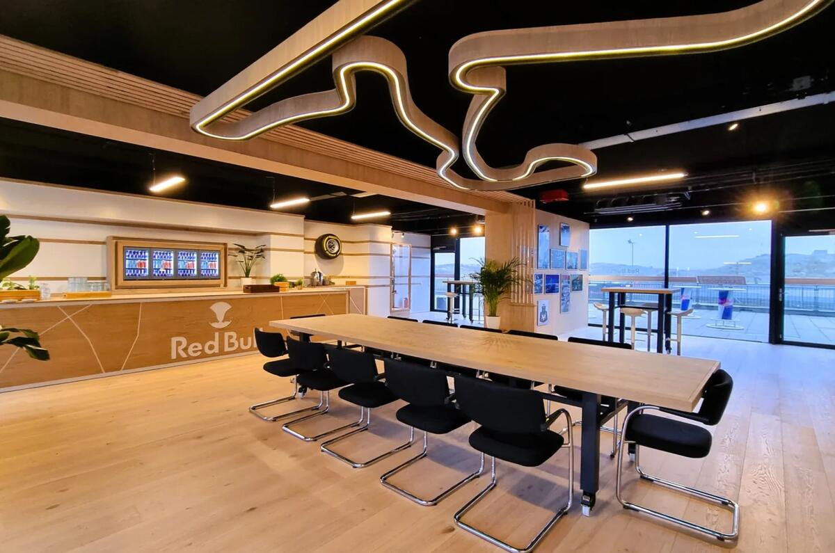 Redbull lounge