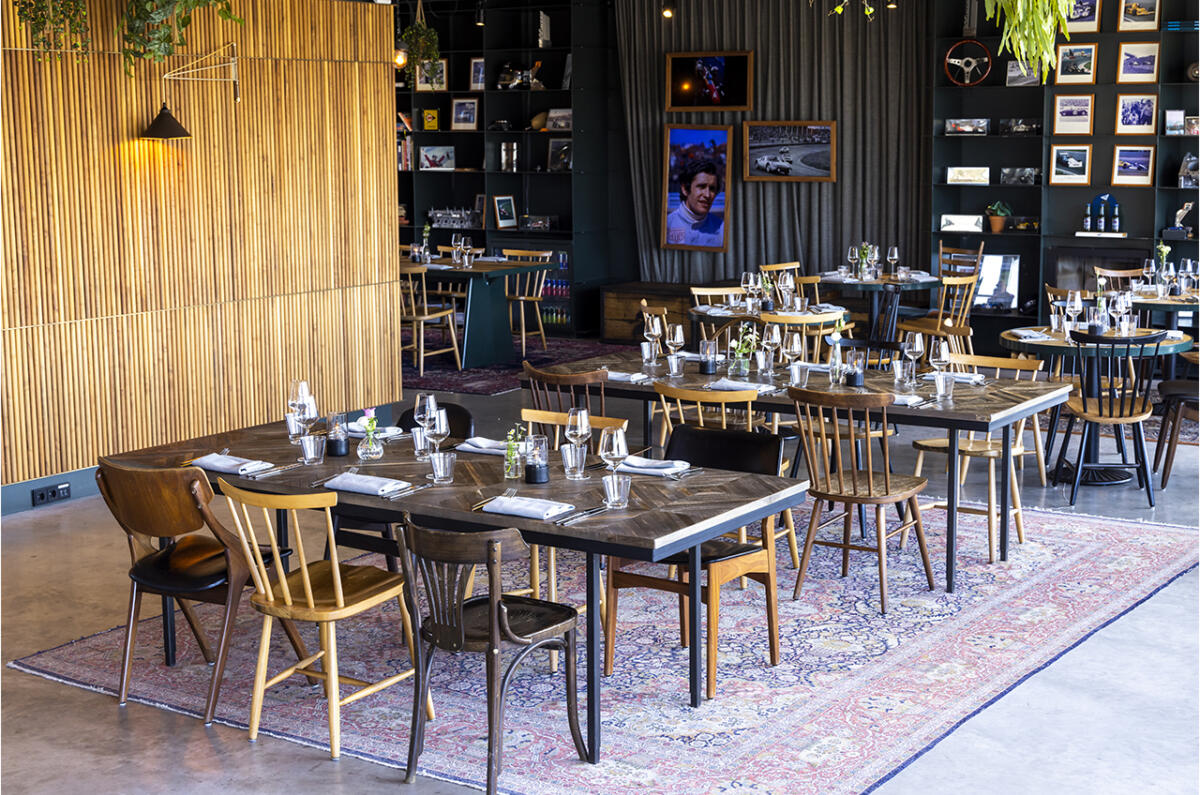 Bernies Bar Kitchen CM com Circuit Zandvoort Chris Schotanus Zonder Tabaksreclame 0007 8