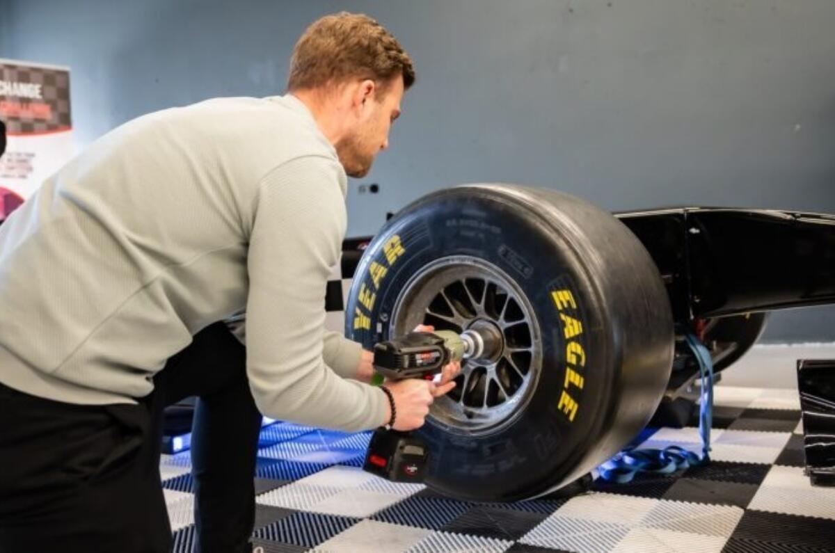 Circuit Zandvoort TEC CZ F1 Bandenwissel 800x450