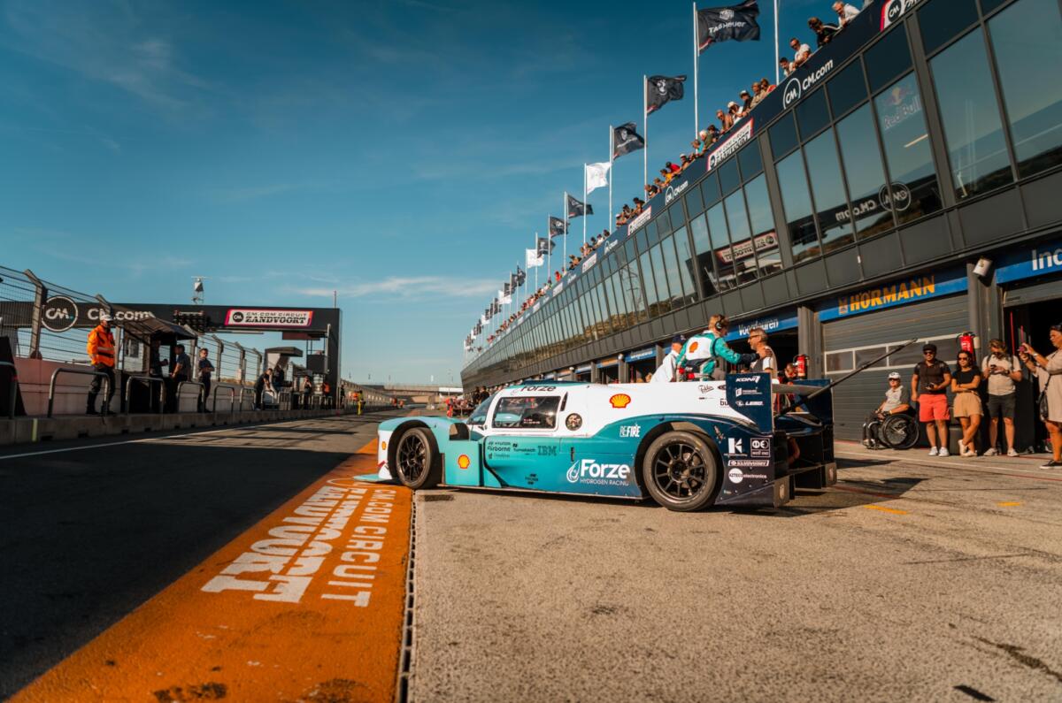 CM.com-Circuit-Zandvoort-Forze-Hydrogen-Racing