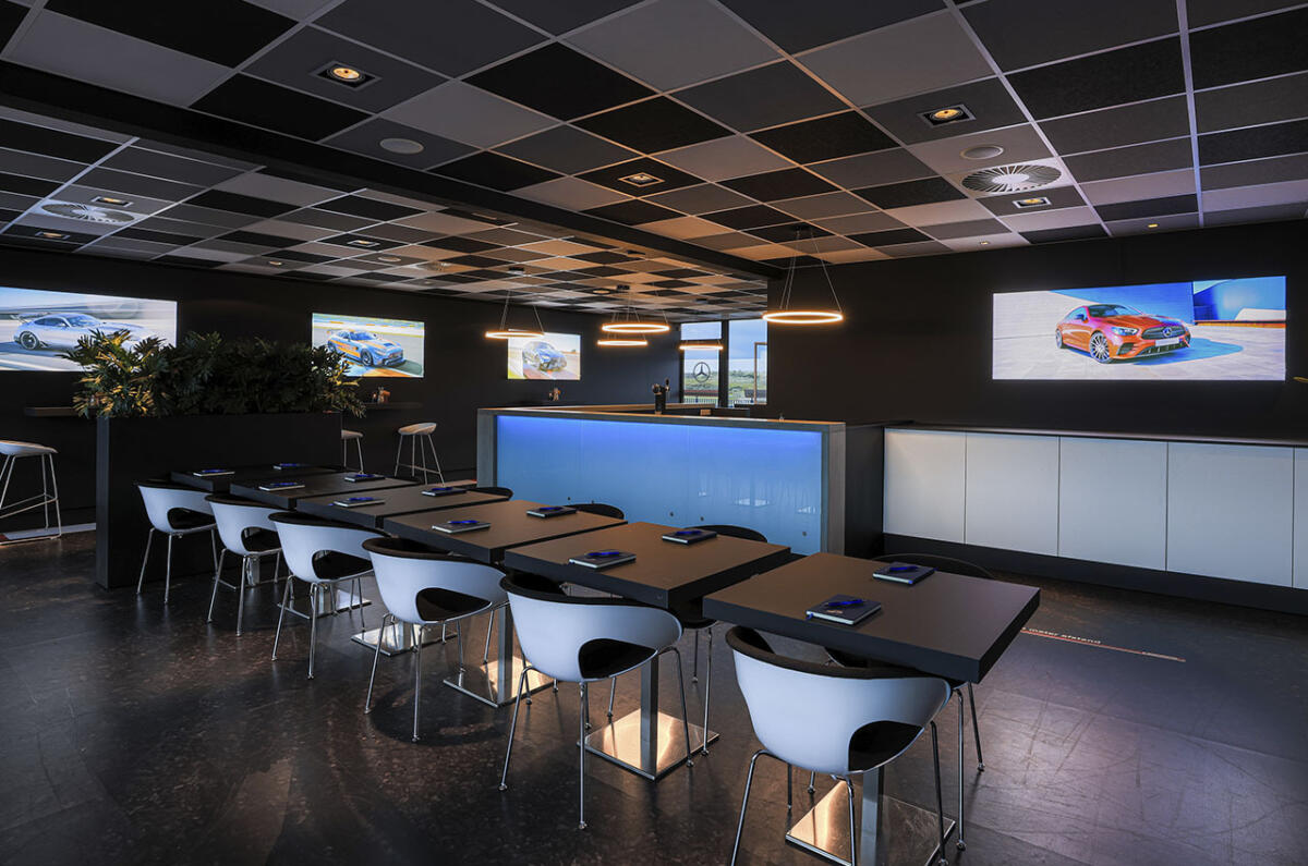 Mercedes Benz AMG Lounge CM Circuit Zandvoort 0000 1