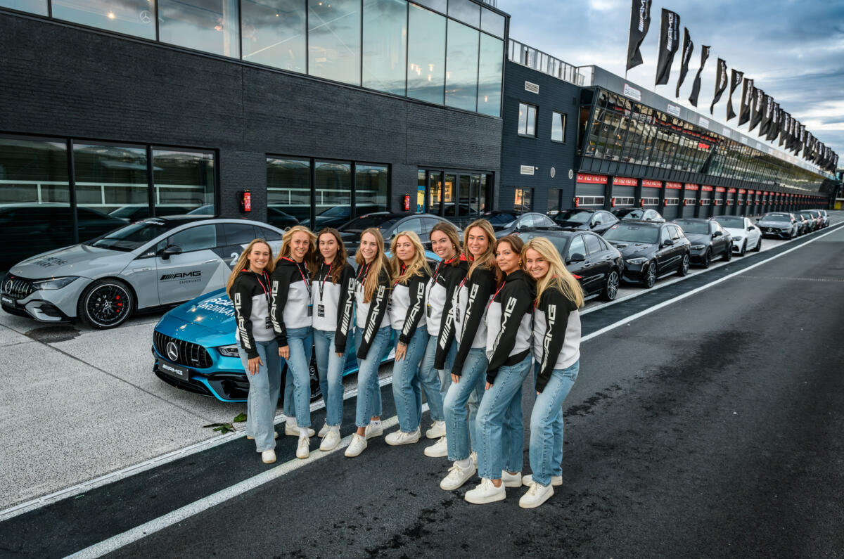 RON6214 Verbeterd NR