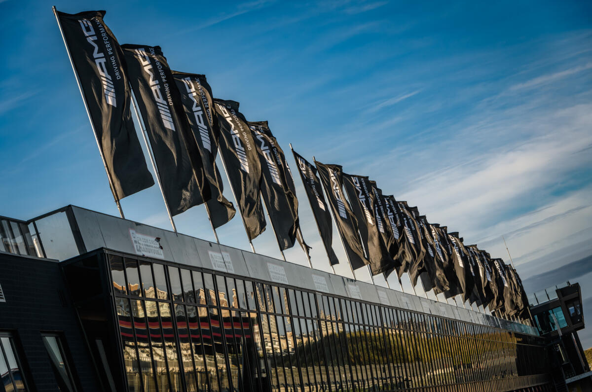 RON6403 Verbeterd NR