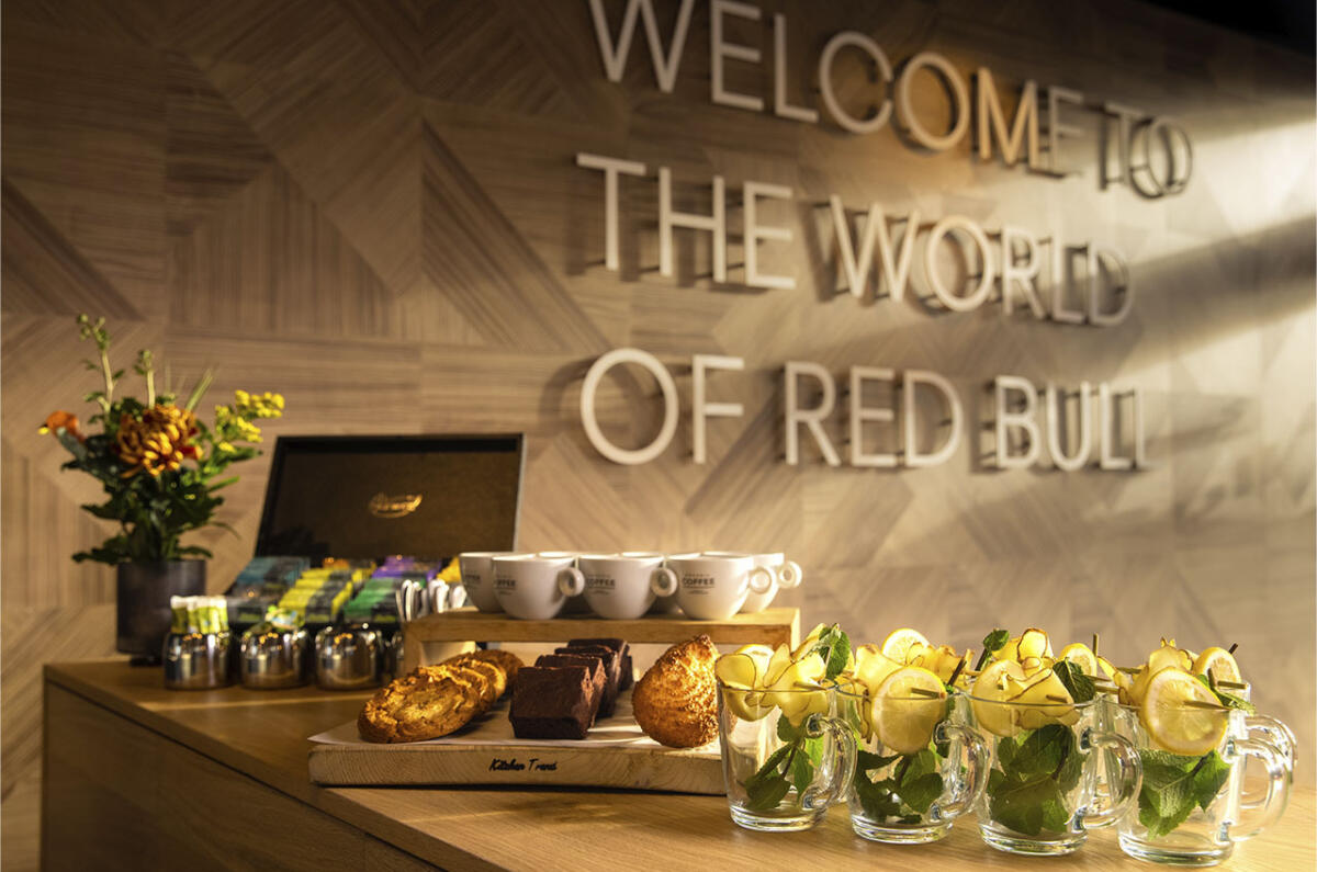 Red Bull Lounge CM com Circuit Zandvoort Max Verstappen 0007 8