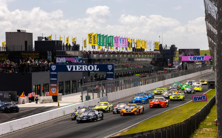 Dtm start zaterdag
